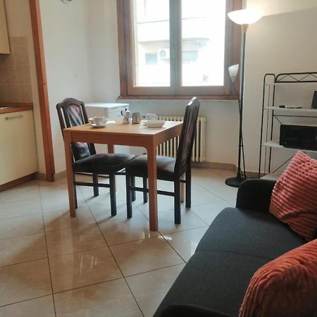 Apartment In Front Of The Train Station! Florence Extérieur photo